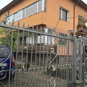 https://guest-house-aleksandra.sofiahotelsbg.com